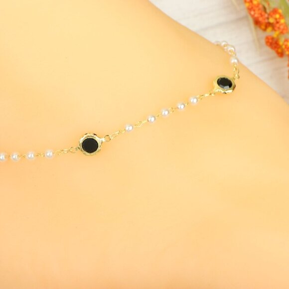 "Handmade Anklet – Elegant & Delicate Jewelry for Women | UNVRC1421 - Picture 9 of 10